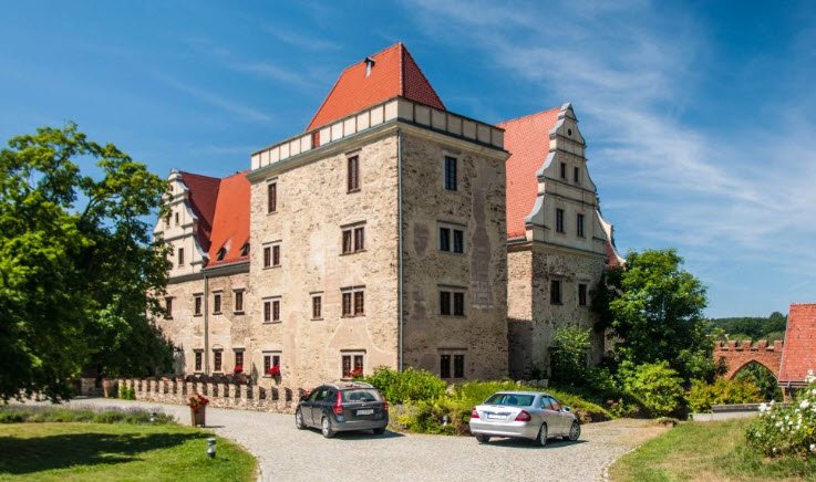 Zamek w Goli Dzierżoniowskiej, Gola Dzierżoniowska, Poland, Poland